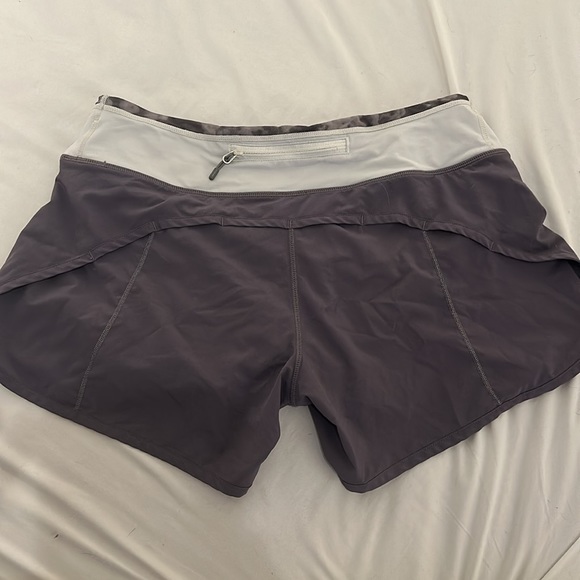 Lulu lemon running shorts - Picture 2 of 2